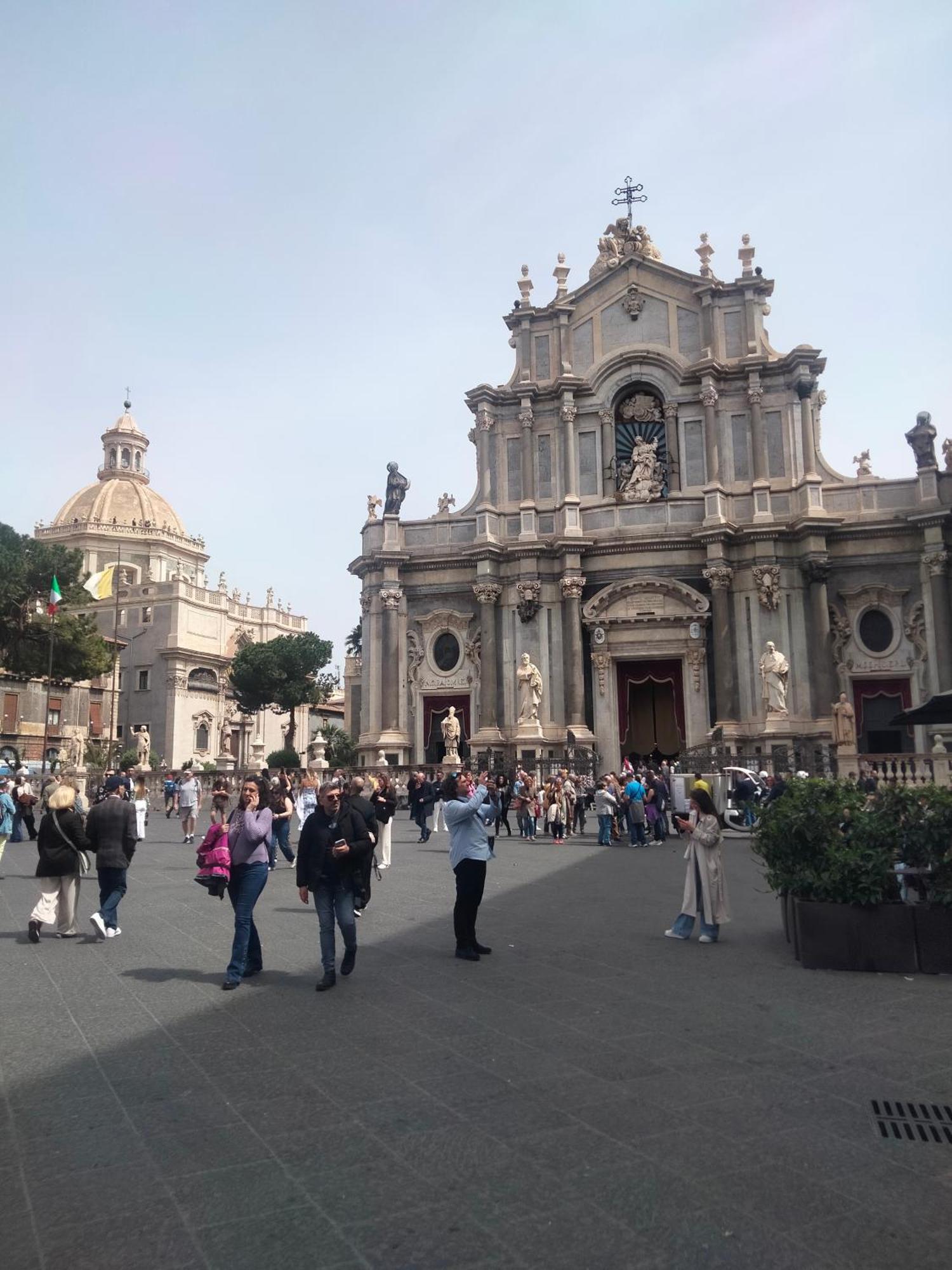 Etna Timeo Central Apartment In Baroque Building Катания Экстерьер фото