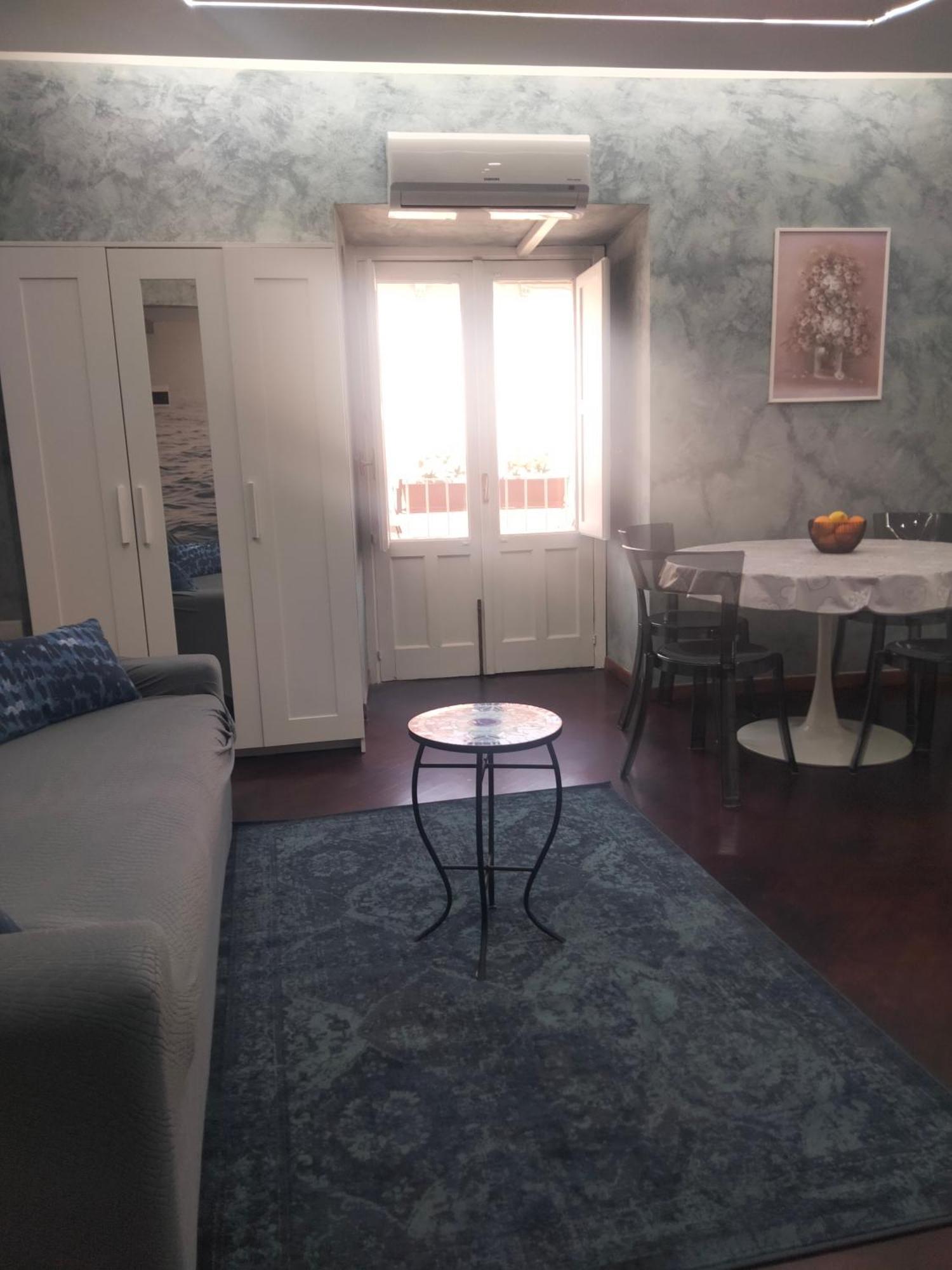 Etna Timeo Central Apartment In Baroque Building Катания Экстерьер фото